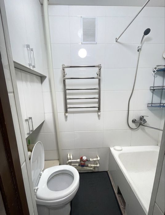 Сдается 1 ком Метро Космонавтов. Гостиница Россия