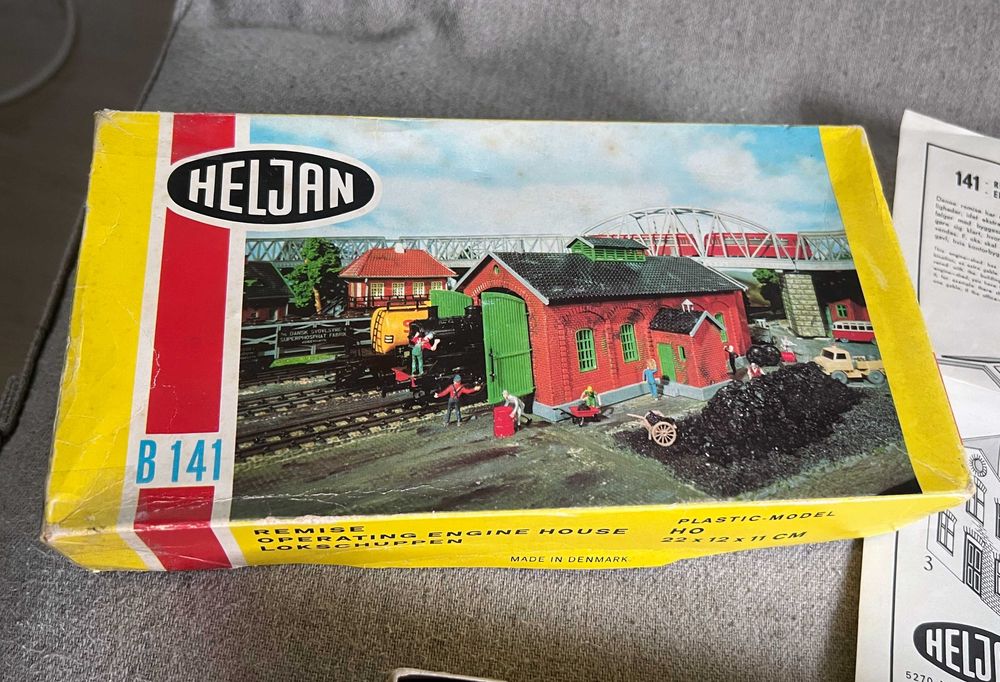 Heljan B141 Remise HO 1:87 depou trenulețe, colecționari și diorame