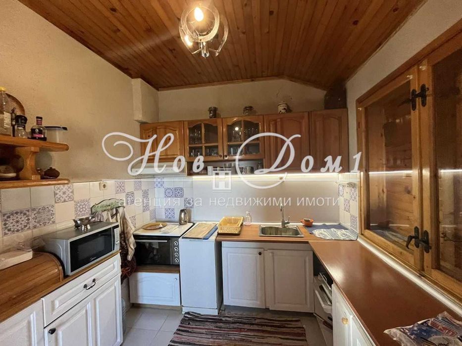 Дава се под наем Къща в Варна, Бриз - 80 кв.м за 765 € - Снимка #3