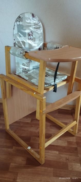 Продам детский стул
