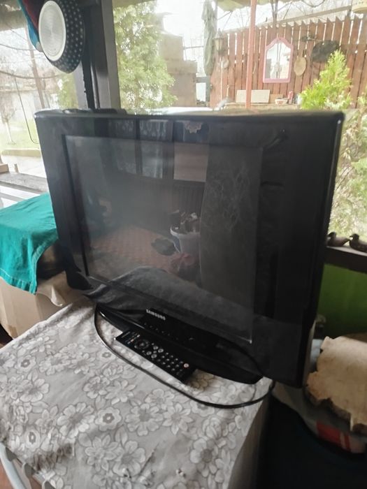 Телевизор Samsung