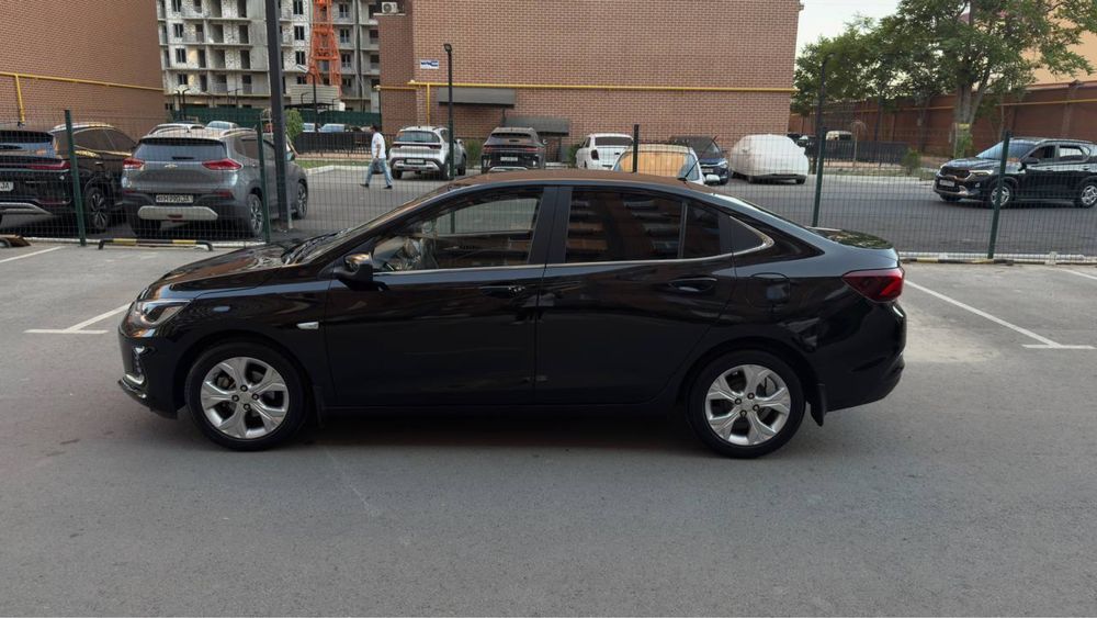 Chevrolet onix premiere 2 turbo at