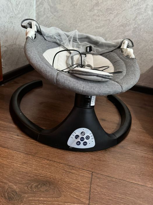 Продается шезлонг