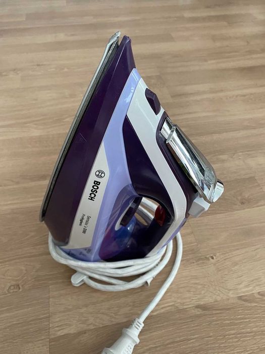 Ютия Bosch компактен парогенератор Sensixx'x DI90 ProHygienic