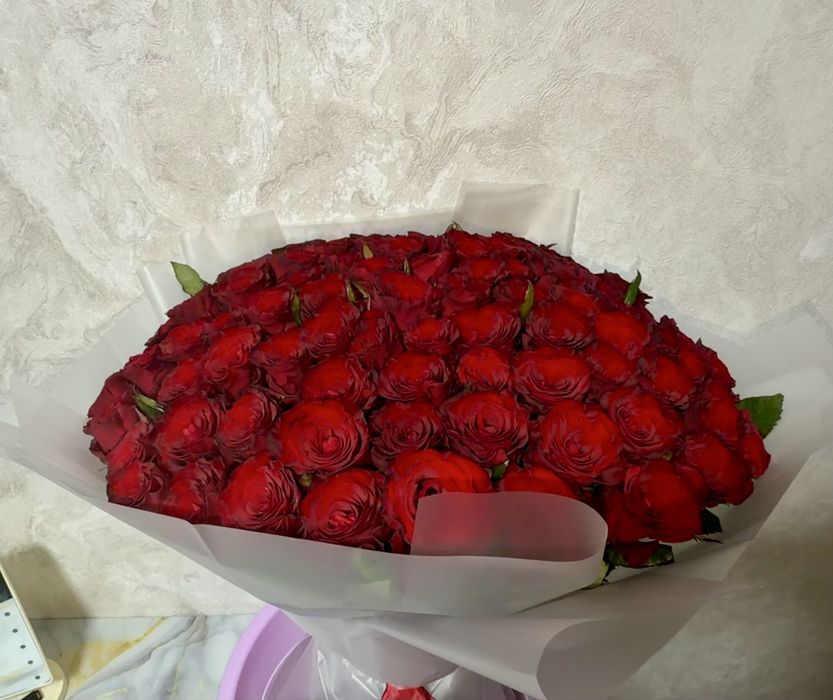 Продам букет из 101 розы
