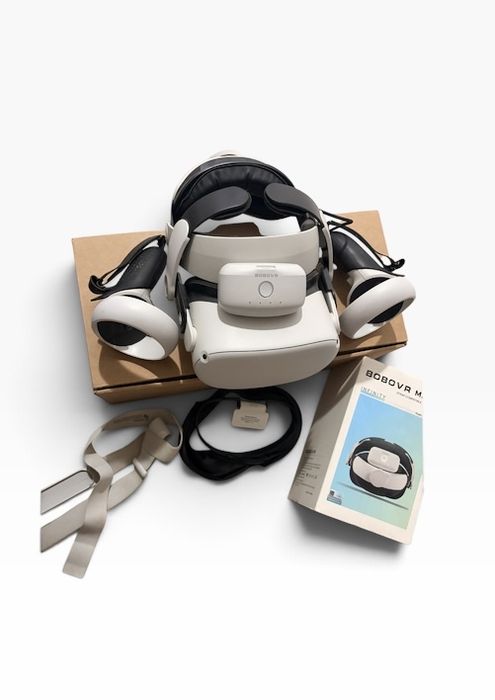Oculus Meta Quest 2 VR cu BOBOVR M2 Pro și baterie externă