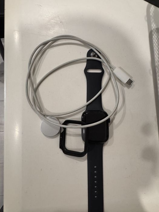Продам apple whatch 7 series 45mm