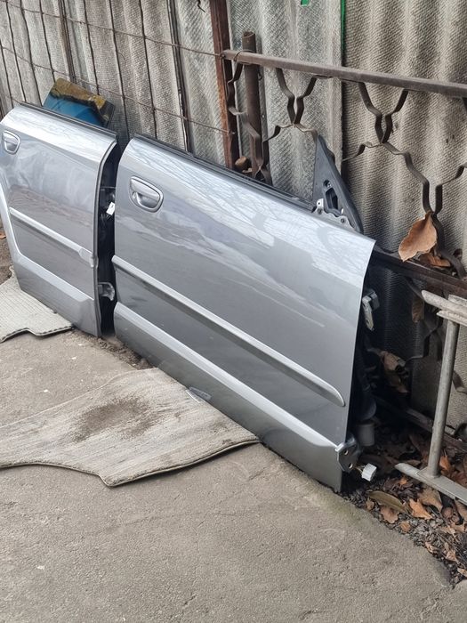 Двери на Subaru Outback BP.