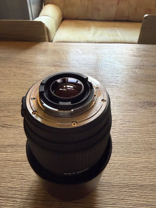 SIGMA AP0 DG 70-300 1:4- 5.6