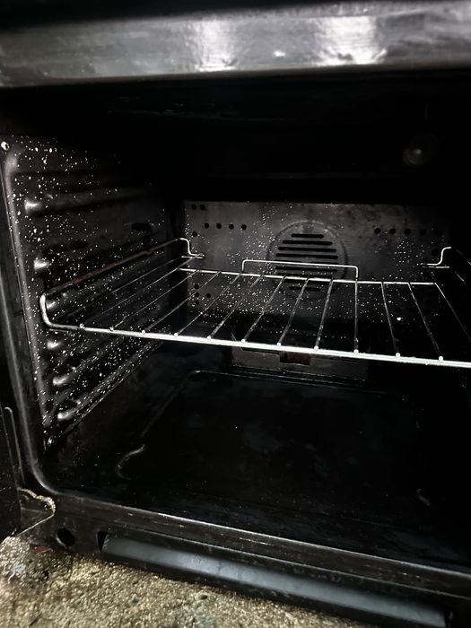 Продавам готварска печка RANGEMASTER