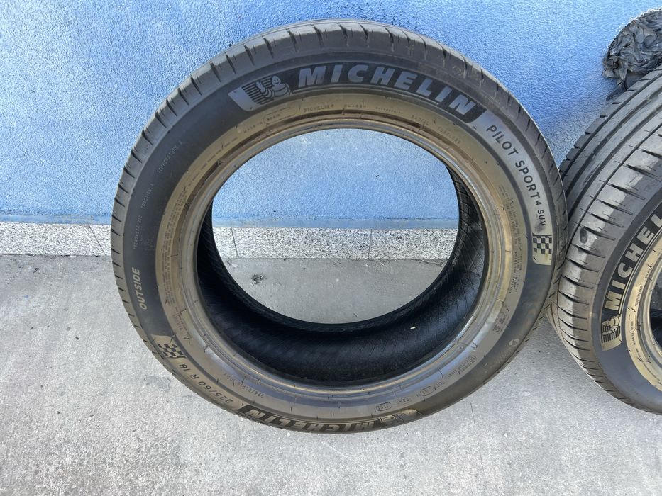 225 60 18 Michelin Pilot Sport 4 SUV