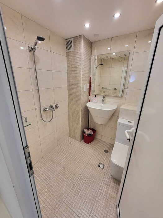 Продава се Тристаен апартамент в Пазарджик, Окръжна болница - 62 кв.м за 1049 €/кв.м - Снимка #3