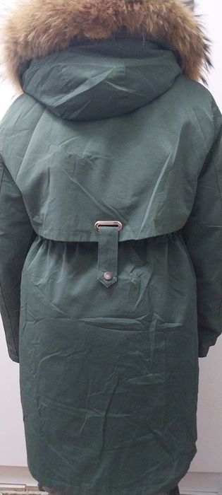 Продам парку в хорошем состоянии.