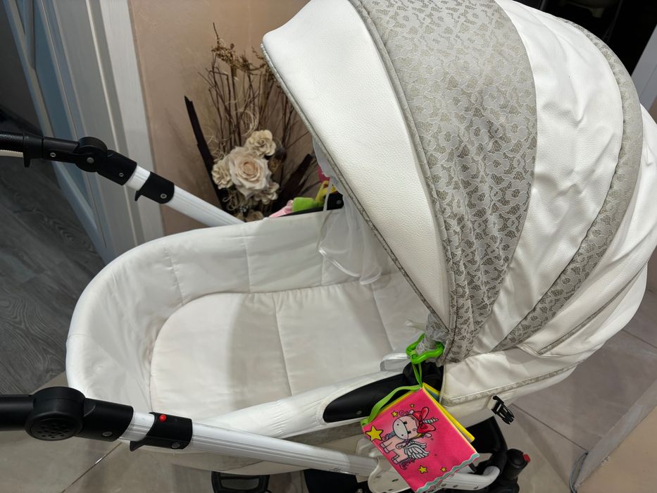 Детска Кожена Количка 3в1