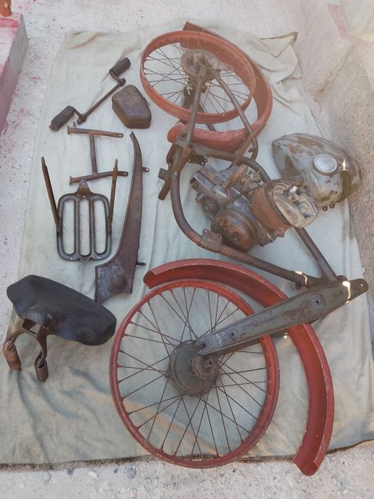 Motocicleta Daimler Puch 125, anul 1940
