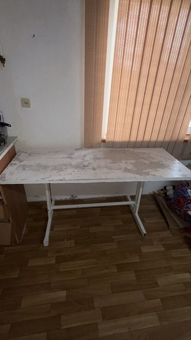 Стол металический