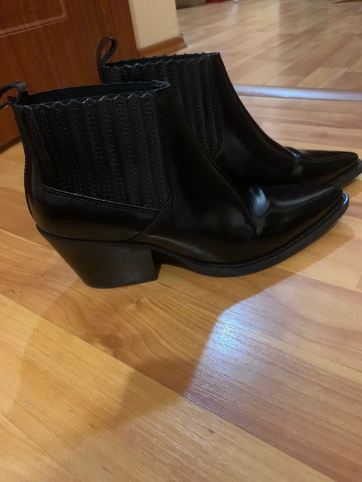 Дамски боти Mango