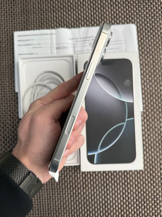 НОВ! 256Gb*ЛИЗИНГ* iPhone 16 Pro Max White Titanium / 24М ГАРАНЦИЯ