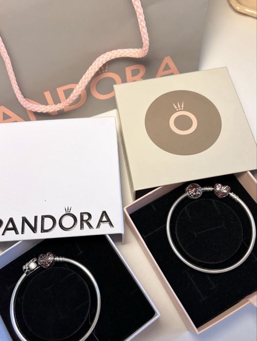 Pandora браслет spider man с шармами
