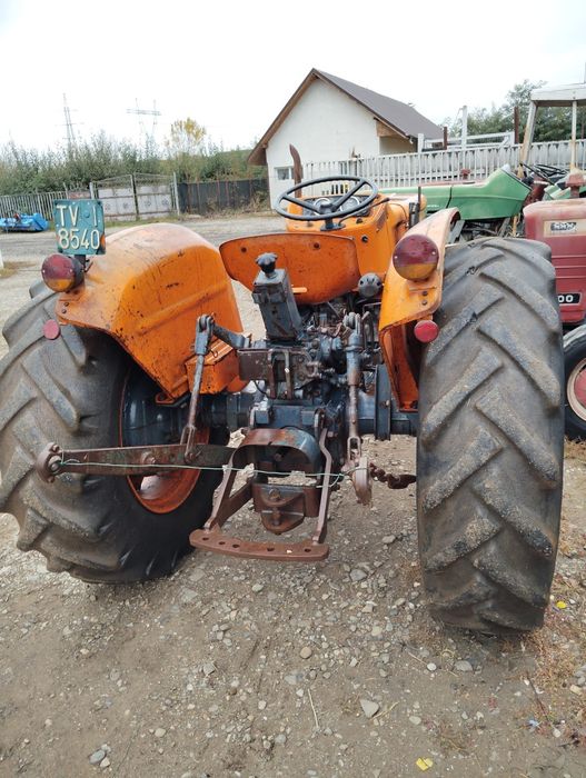 Tractor Fiat 550