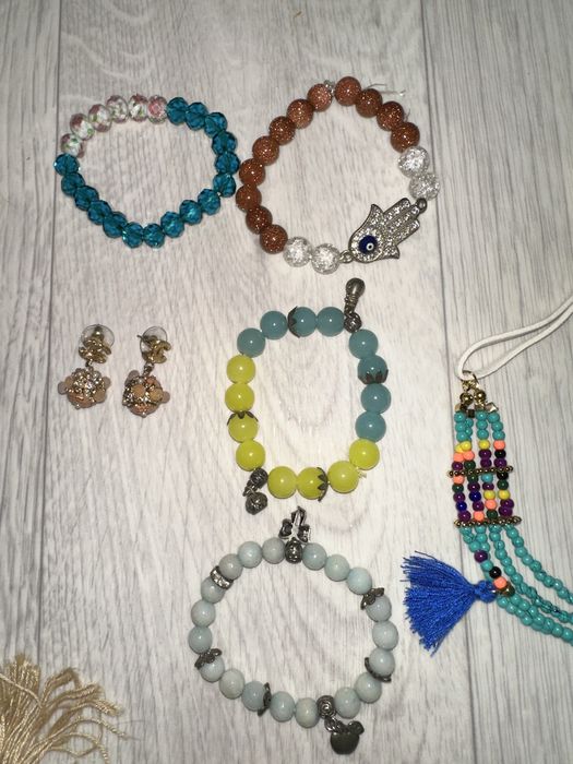 Браслеты, бусы, серьги