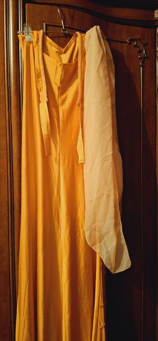 Продается вечернее платье