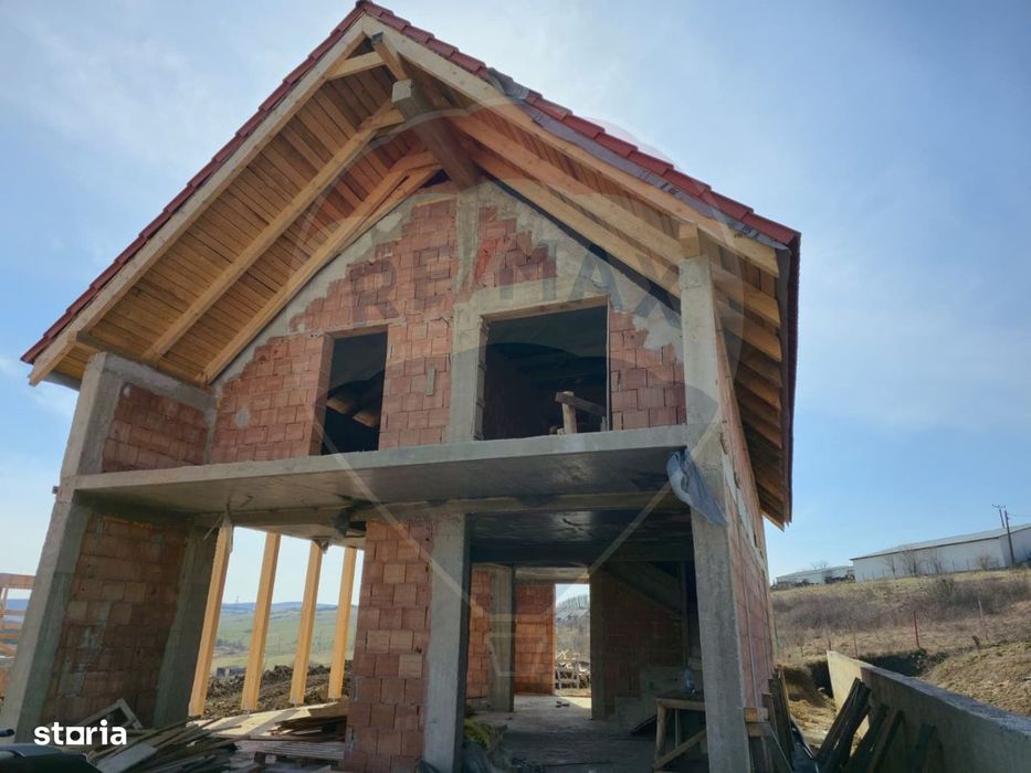 Casa la rosu, 800mp teren,  front 24, Jucu de Sus, comision 0