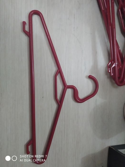 Вешалки- плечики