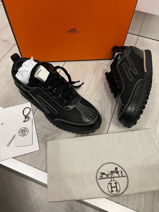 Дамски кец H,e,r,.m,e,.s