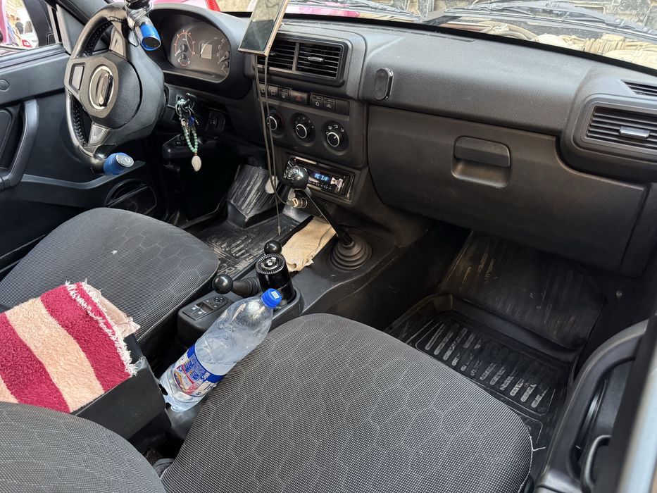 Niva urban. 2020 yil. Kraska toza