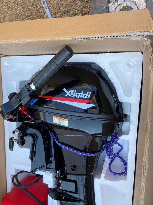 Vand motor barca 4 timpi  9.9 cp