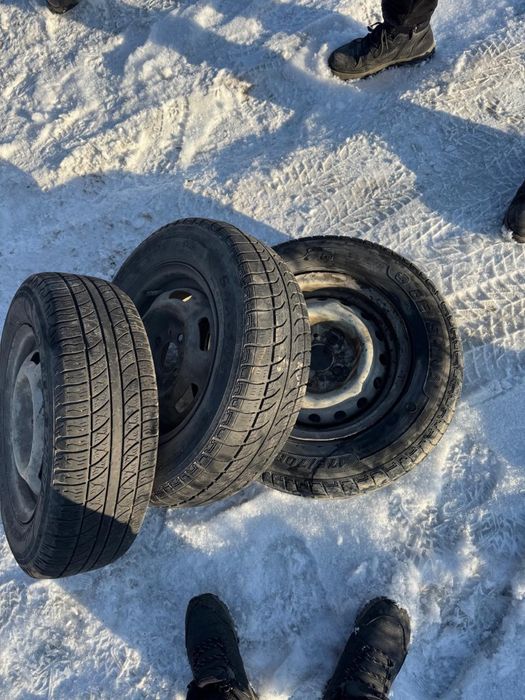 Сатылады шина и штапм 4 штук