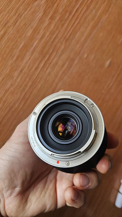 Obiectiv Samyang 12 mm f.2, montura Sony E