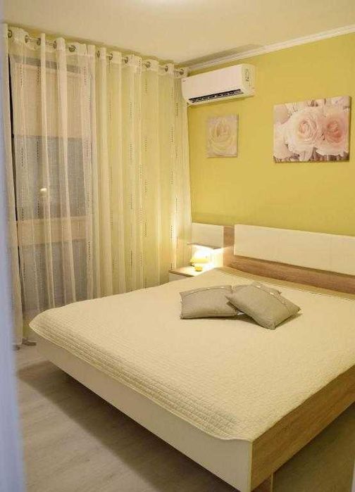 Дава се под наем Двустаен апартамент в Пловдив, Център - 57 кв.м за 450 € - Снимка #2