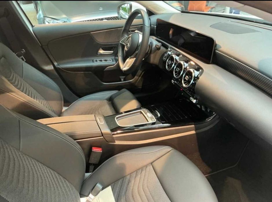 MERCEDES-BENZ A-Class 2023 — imagine 4