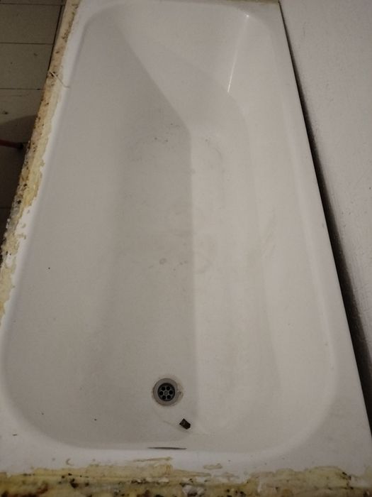 Ванна, унитаз, ракфина