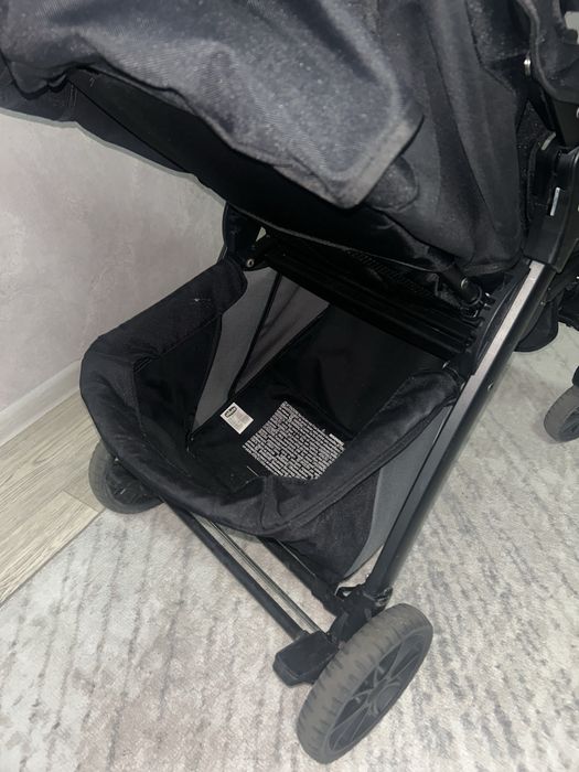 Коляска Chicco 10000 тенге