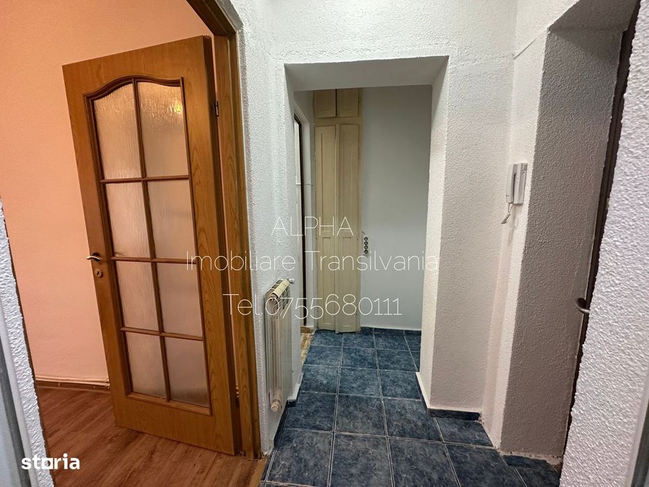 Garsoniera parter,zona Bradet