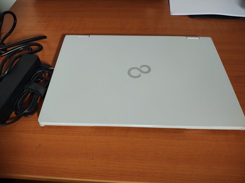 Fujitsu 9313X 32GB DDR5/i5-1350P/Touch/512GB ssd