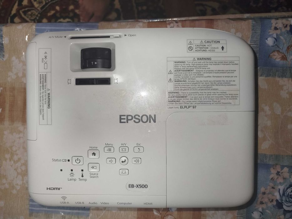 Продается проектор EPSON EB-X500
