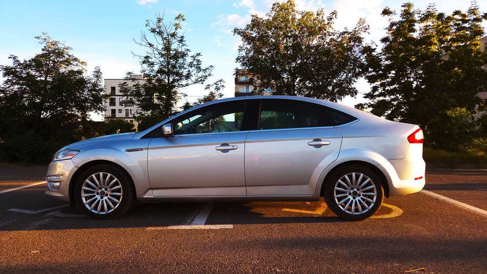 Vând FORD MONDEO MK4 2014 [fara schimb]