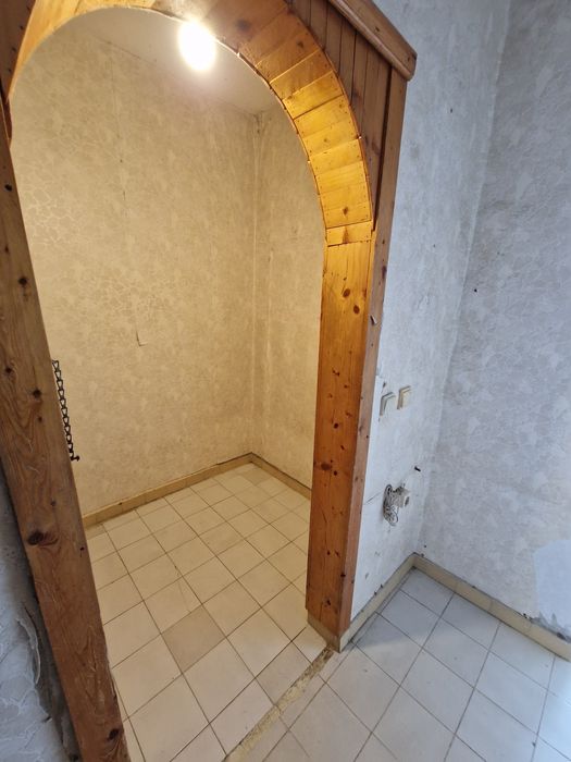 Продава се Двустаен апартамент в Велико Търново, Бузлуджа - 80 кв.м за 962 €/кв.м - Снимка #4