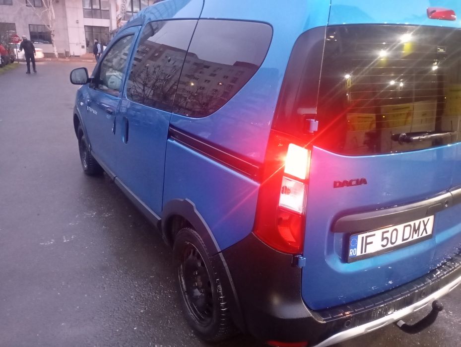 Vând Dacia Dokker Stepway