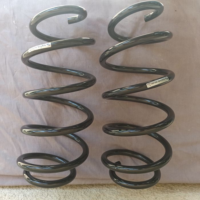 Предни пружини за Пасат 6 Passat B6 B7