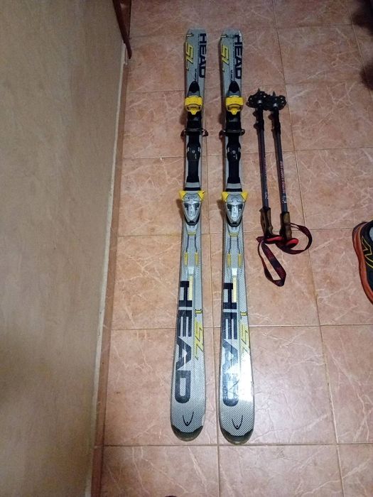 Ски За писта, карвингови, с нови колани и с нови щеки