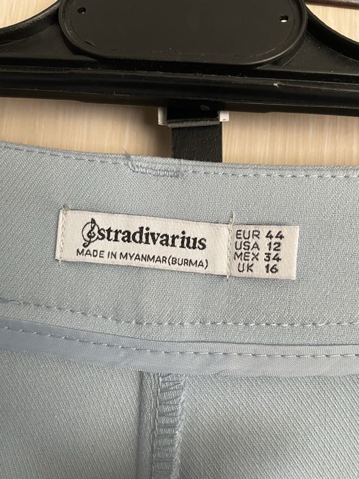 Vând pantaloni damă