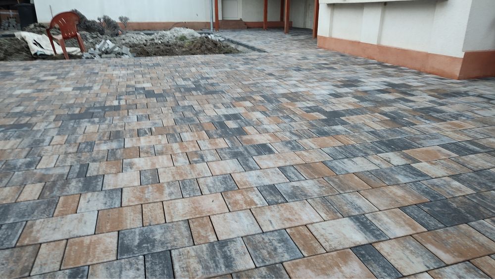 Montaj pavaj.borduri.dale.pavele. pavaje. terasamente pregatim