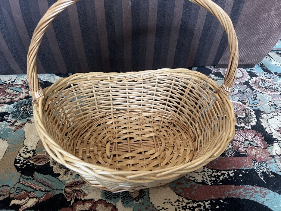 Продам корзины новые
