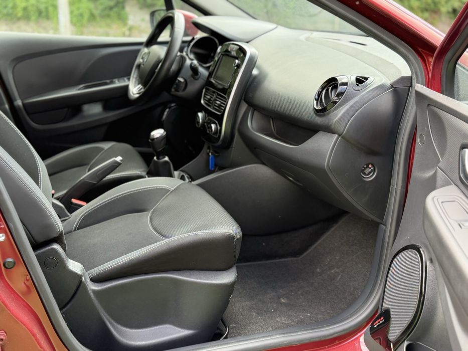 RENAULT CLIO 2019   si in rate