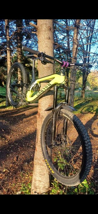 Продавам cayon sender 2020 al